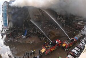 karachi burning